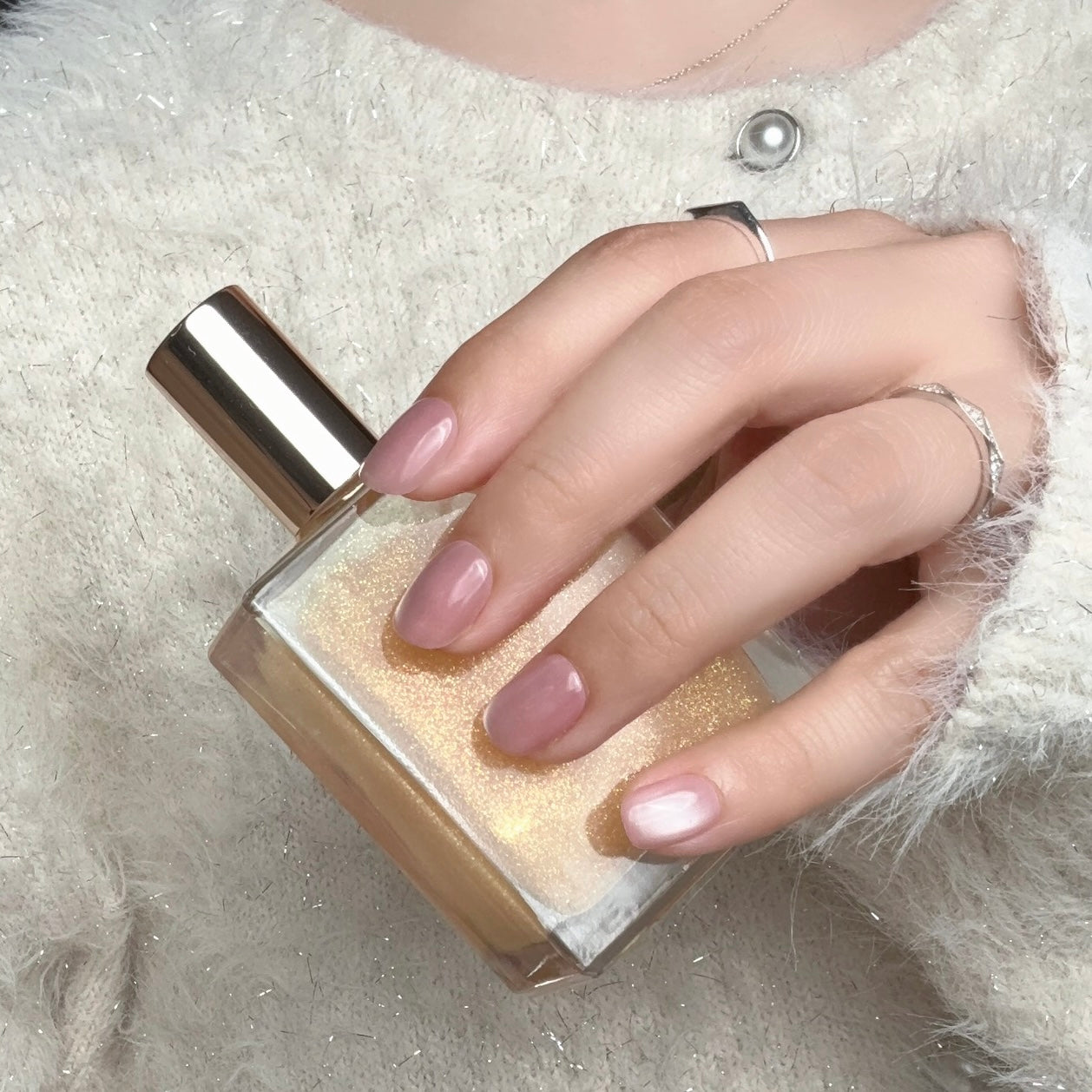 Icy Magnet / Cool Pink